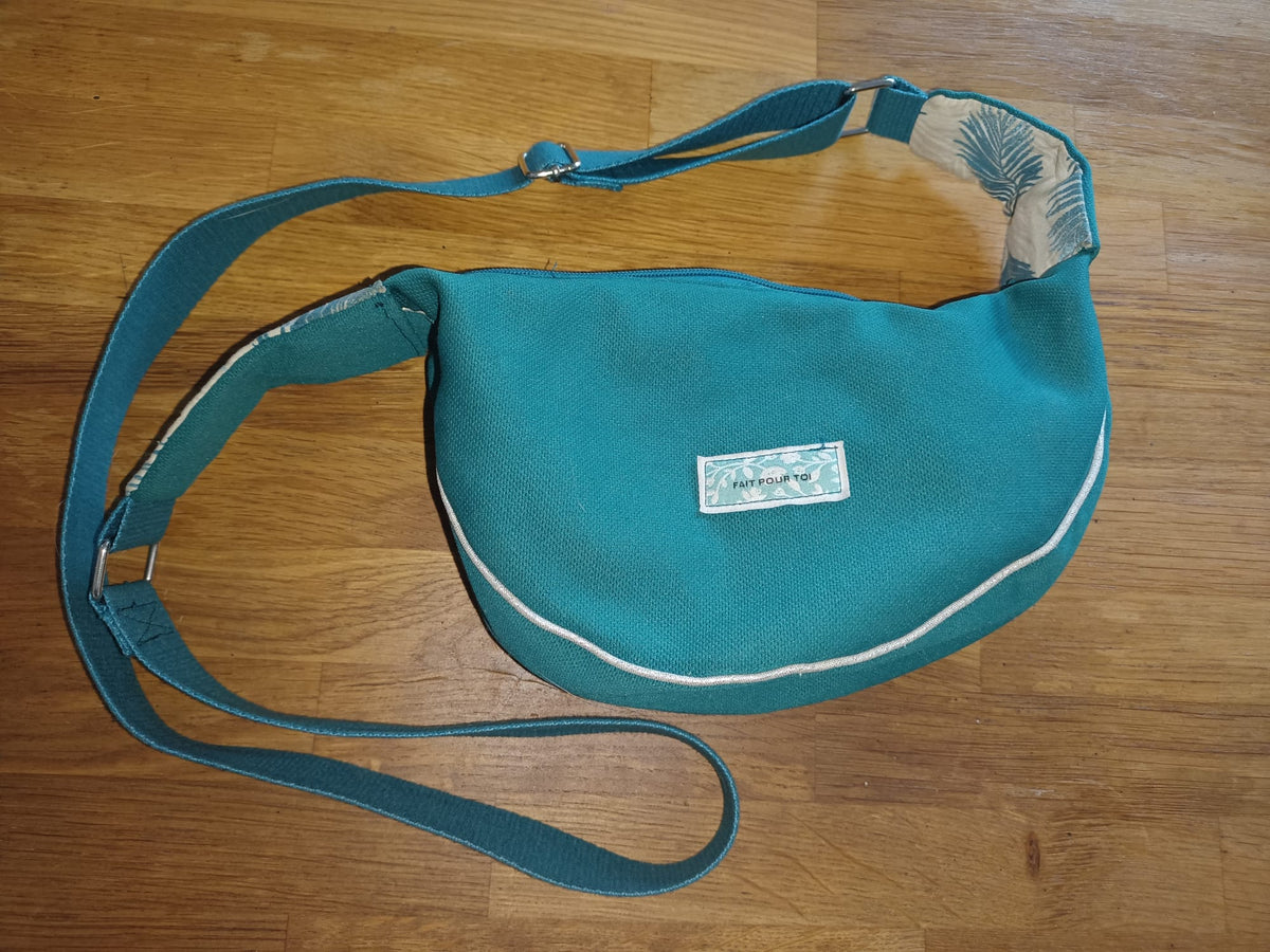 Sac demi-lune avec passepoil - version petit